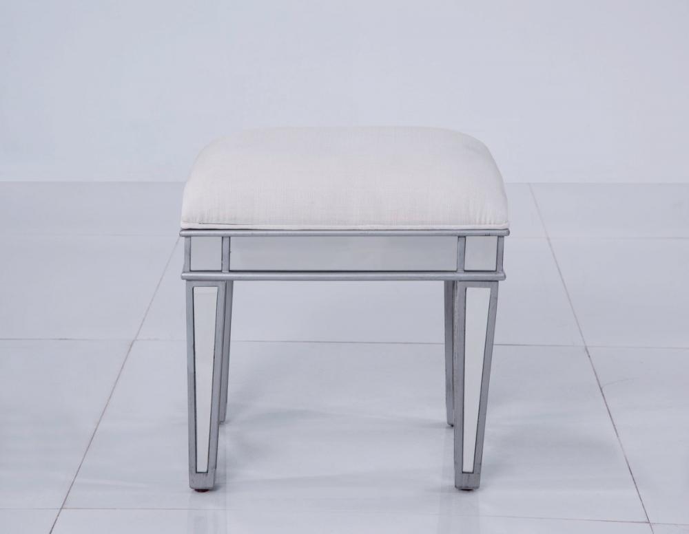 Chair 18 in. x 14 in. x 18 in. in silver paint